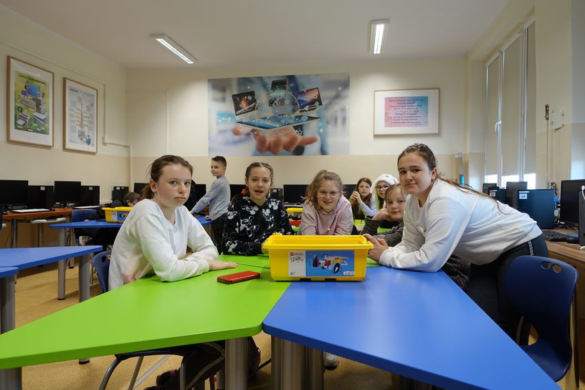 nowe stoły i&nbsp;stoliki