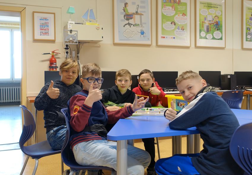 nowe stoły i&nbsp;stoliki